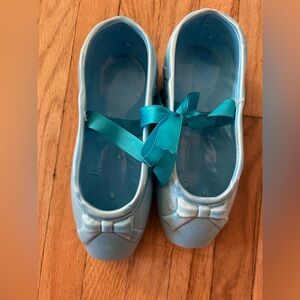 Elegant Blue Wall Decor Ballet Slippers
